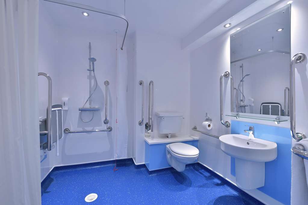 Elberton Travelodge Bristol Severn View M48 חדר תמונה